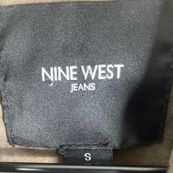 Nine West Women’s Animal Print Button Jacket - Picture 2 of 4